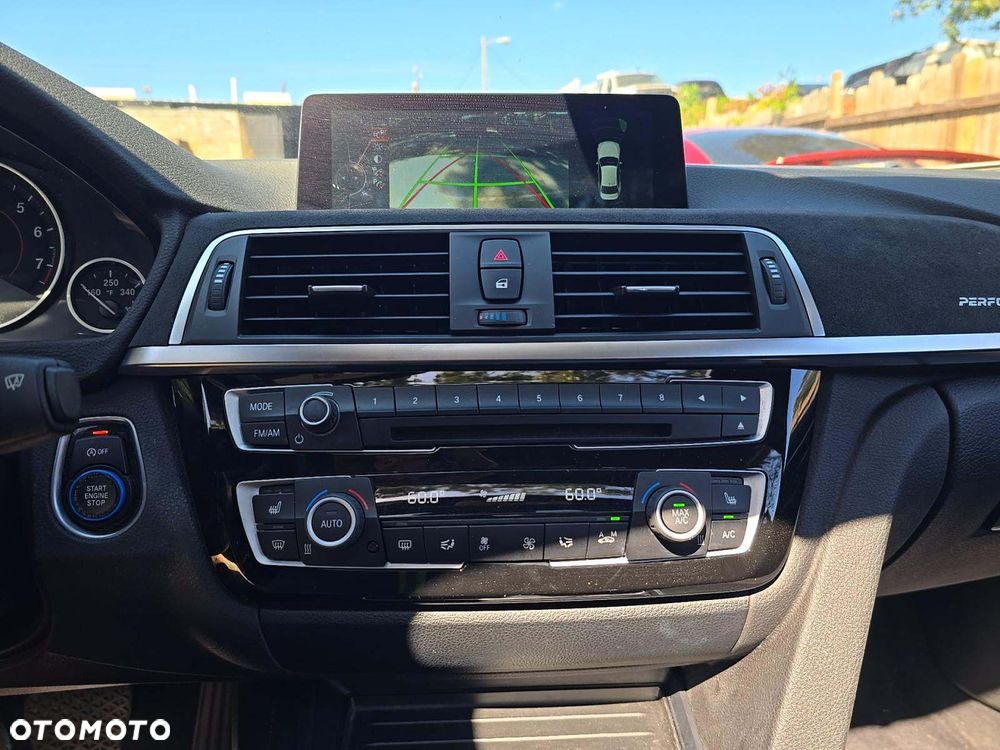 BMW Seria 3 328i Luxury Line - 7