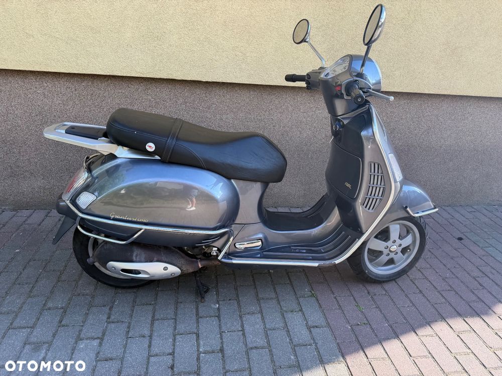 Vespa Grantourismo - 5