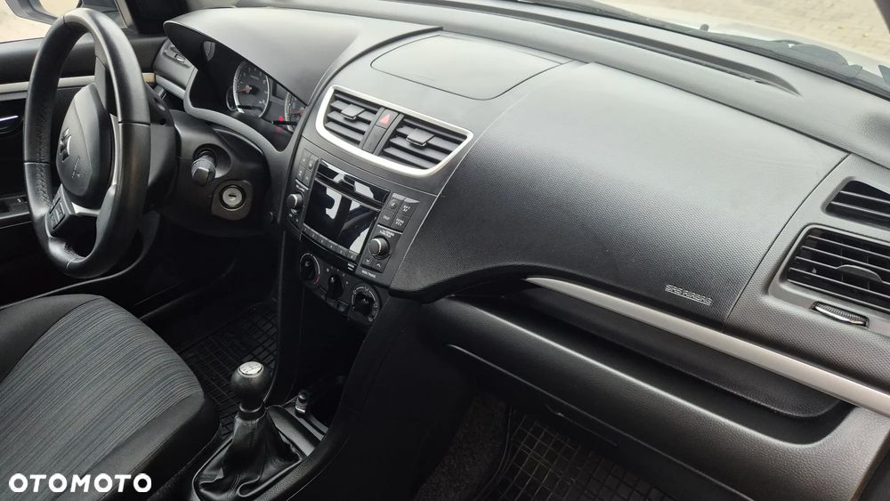 Suzuki Swift - 16