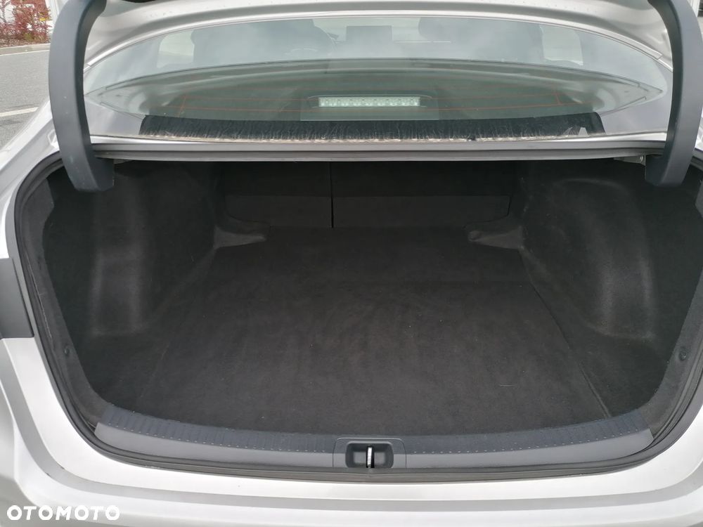 Toyota Corolla 1.6 Comfort - 23