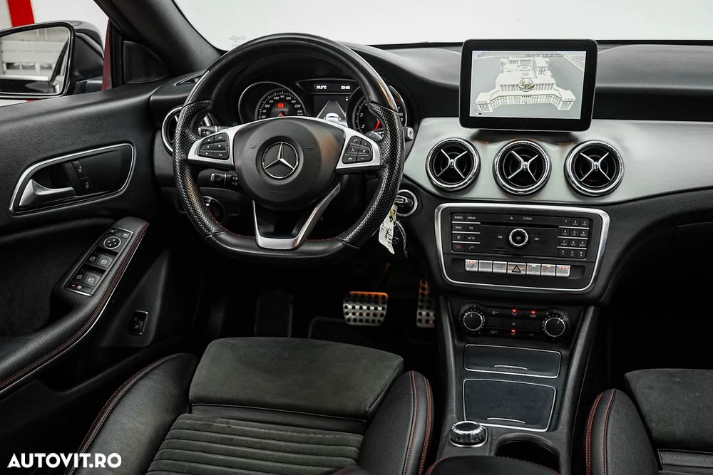 Mercedes-Benz CLA 180 7G-DCT AMG Line - 14