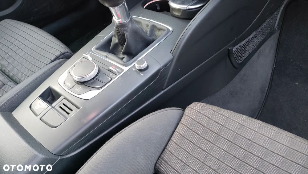 Audi A3 1.4 TFSI cylinder on demand ultra Attraction - 14