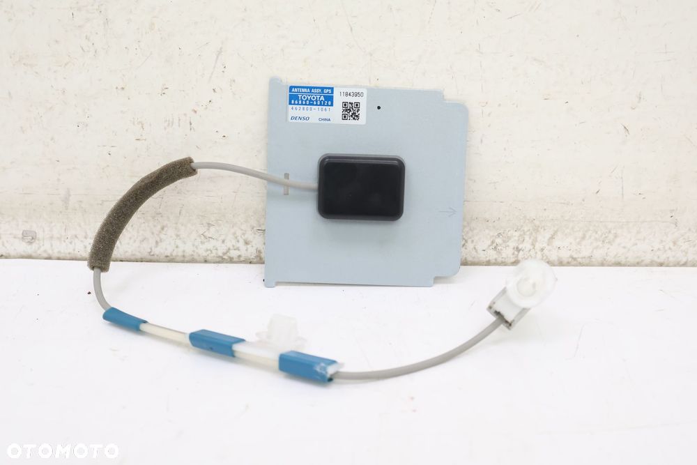TOYOTA LAND CRUISER 200 08-11 ANTENA 86860-60120, 462800-1061 - 1