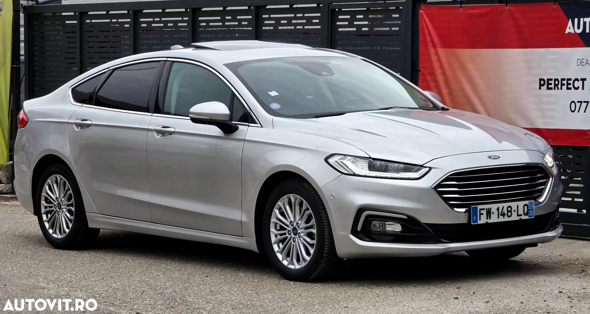 Ford Mondeo 2.0 HEV Titanium - 6