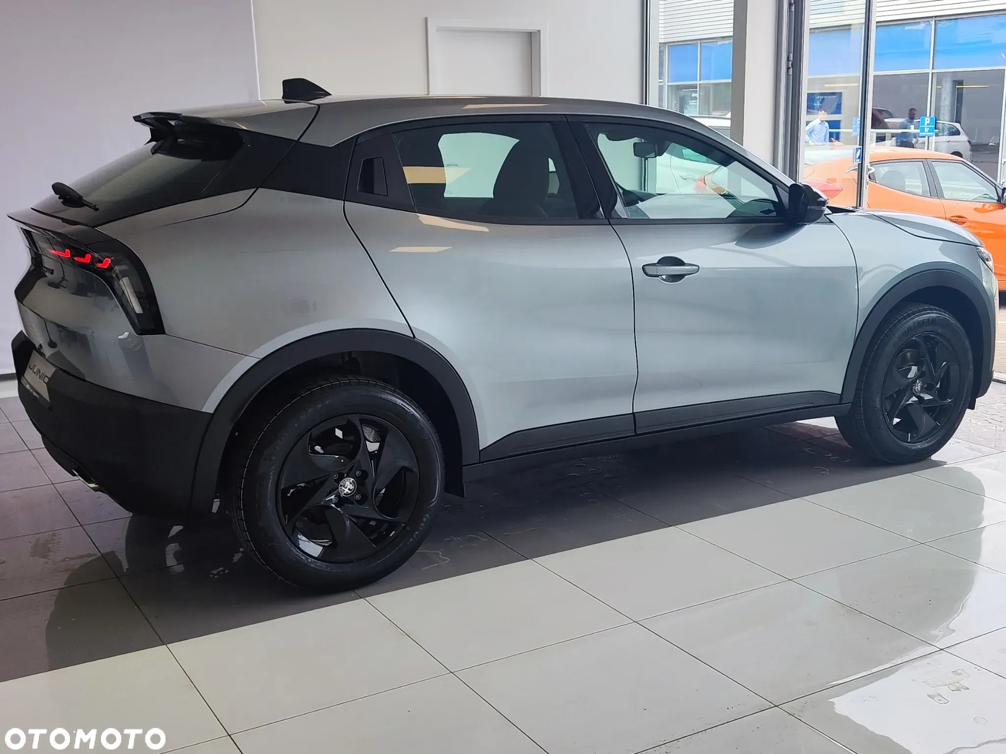 Alfa Romeo Junior 1.2 mHEV Ibrida eDCT - 8