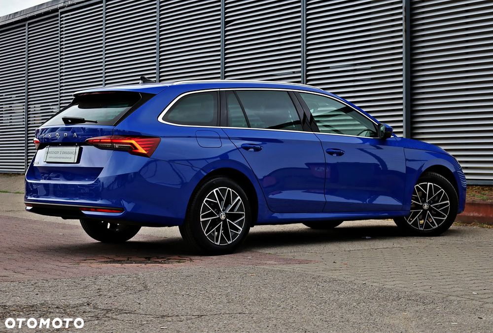 Skoda Octavia 1.5 TSI mHEV Selection DSG - 10