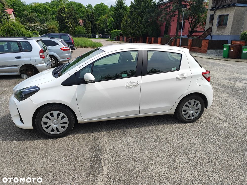 Toyota Yaris 1.5 Active - 2