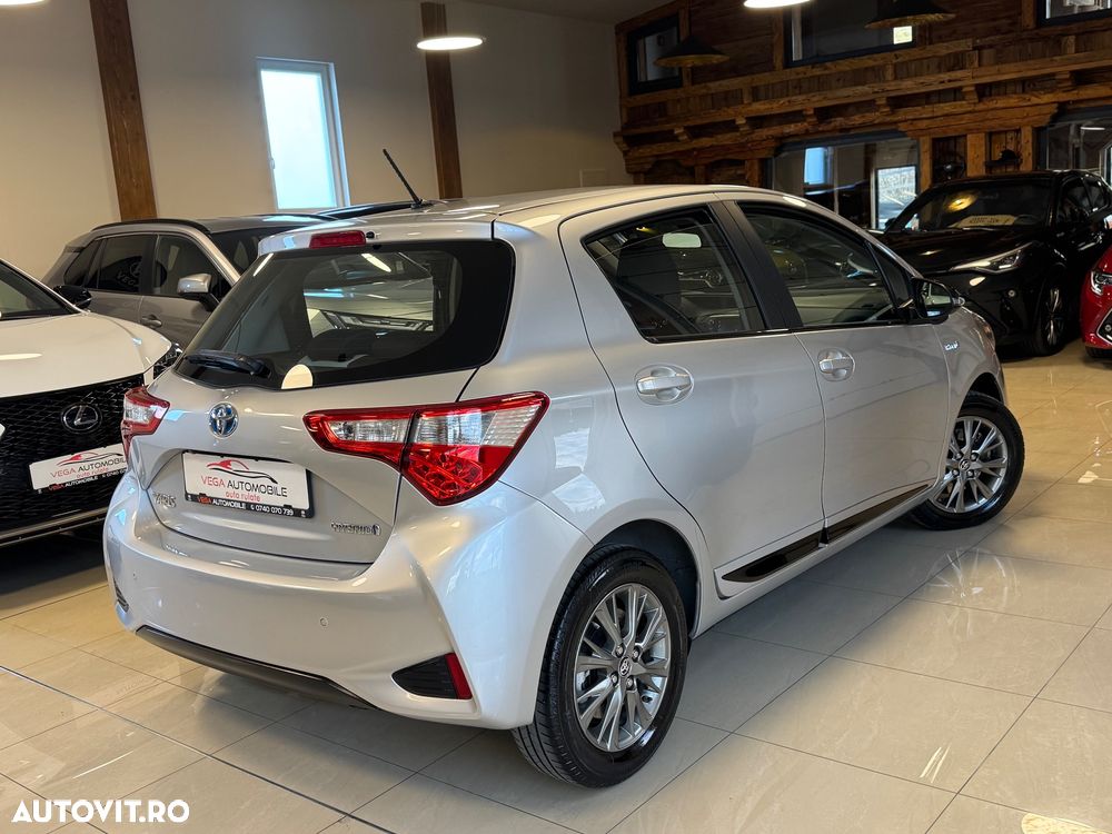 Toyota Yaris 1.5 VVT-i HSD Dynamic - 4
