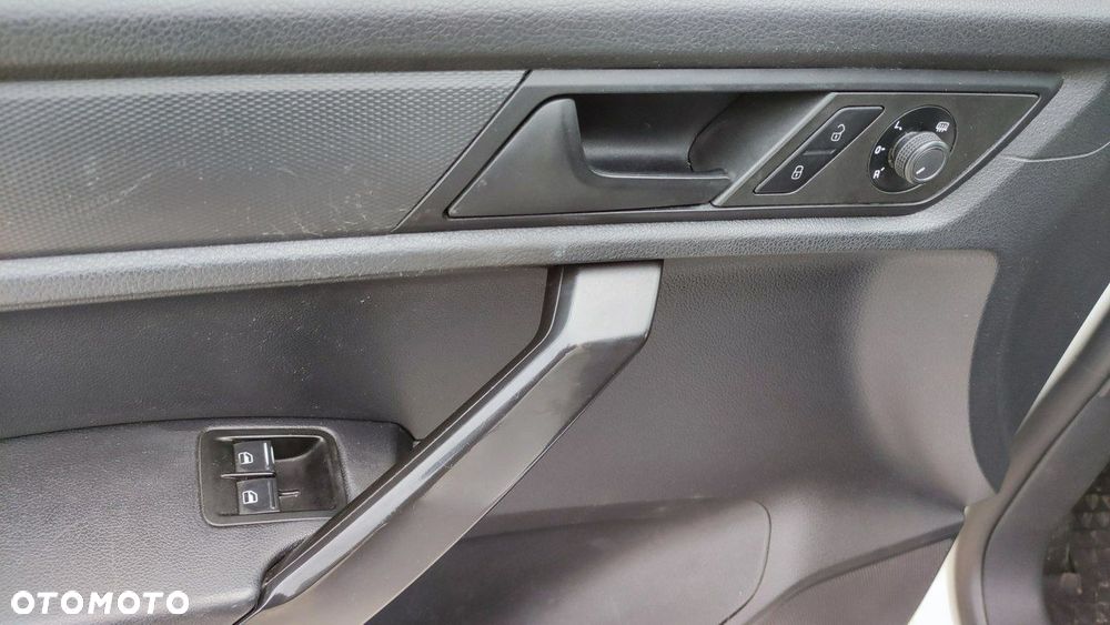 Volkswagen Caddy - 12