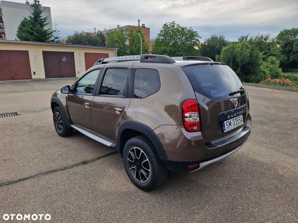 Dacia Duster 1.6 SCe Ambiance S&S - 6