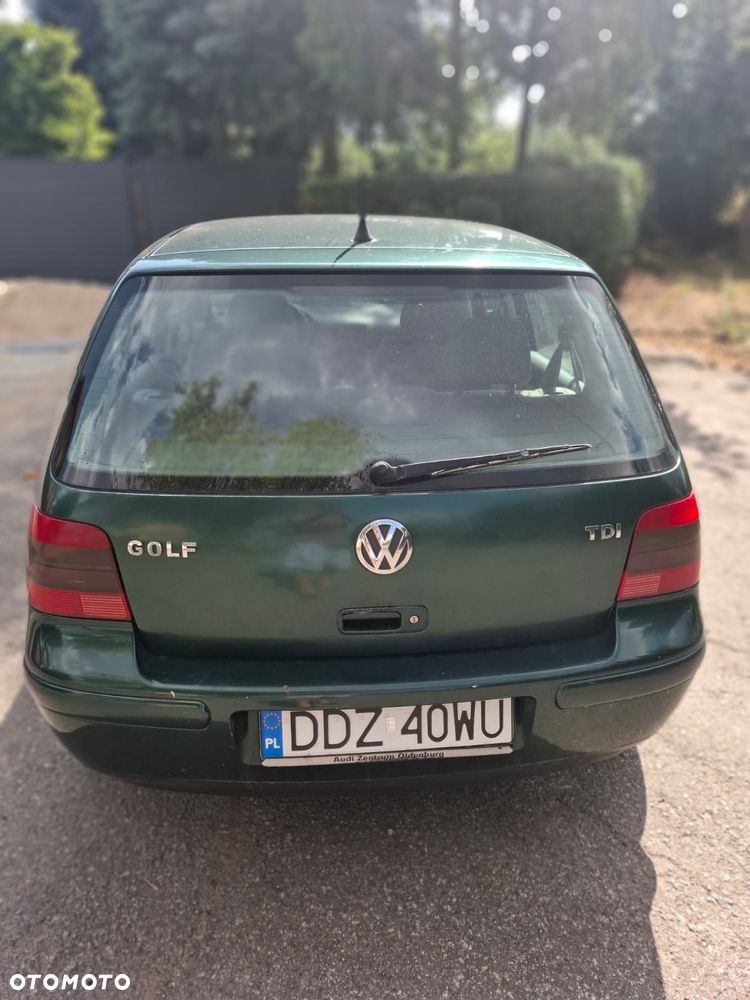 Volkswagen Golf 1.9 TDI Highline - 6