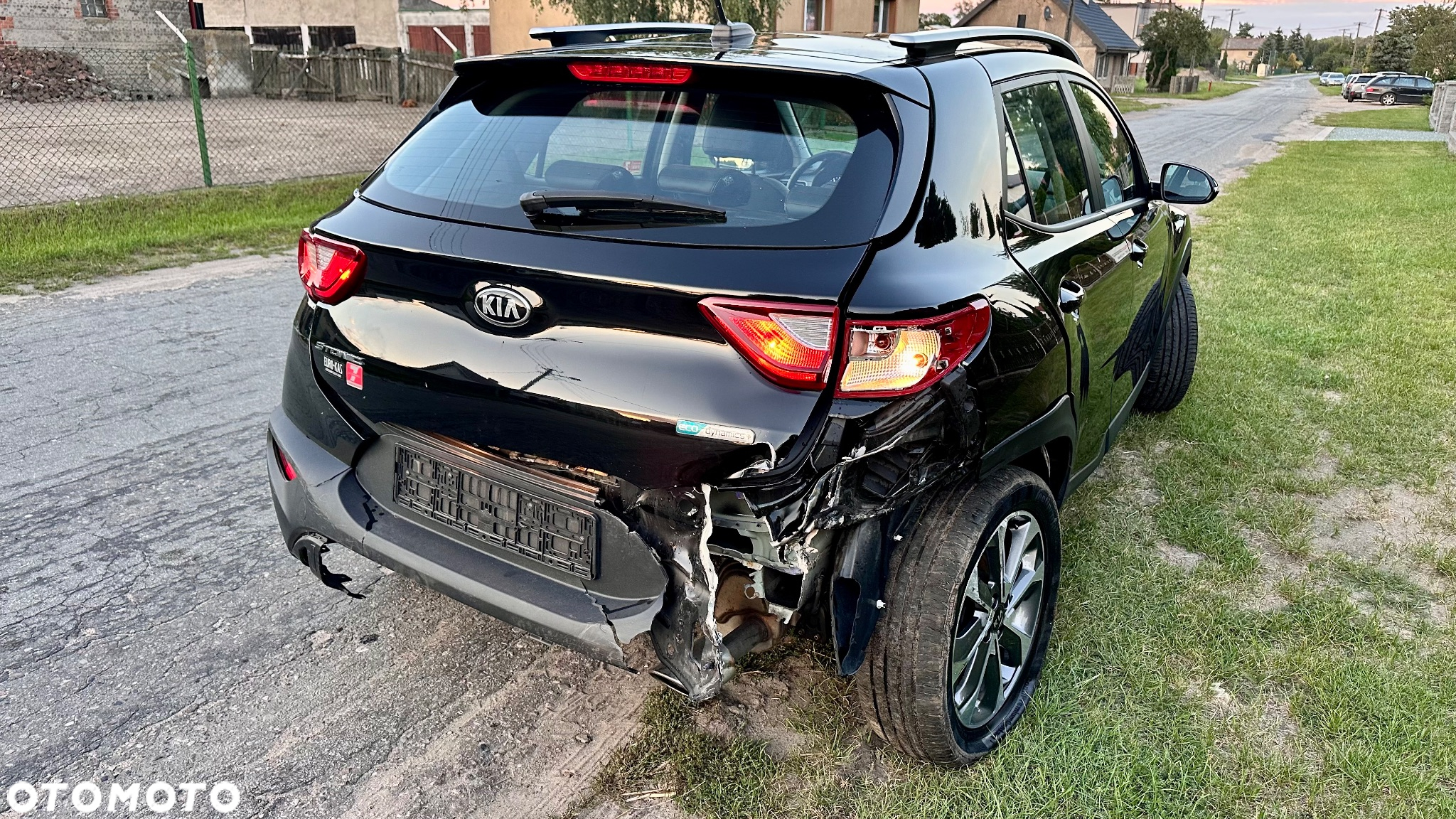 Kia Stonic 1.0 T-GDI L - 12