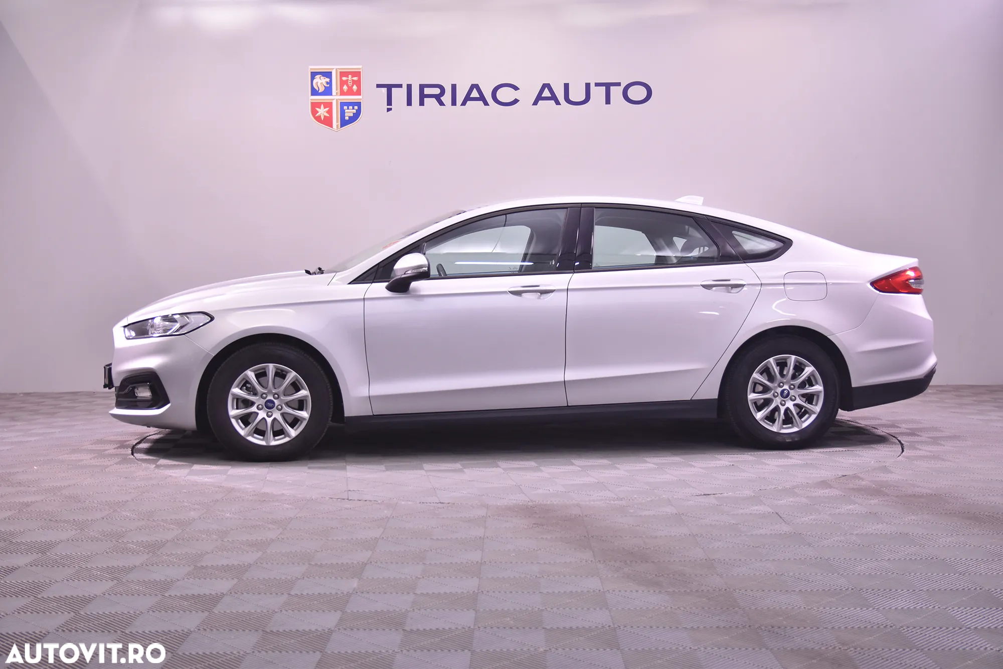 Ford Mondeo - 2