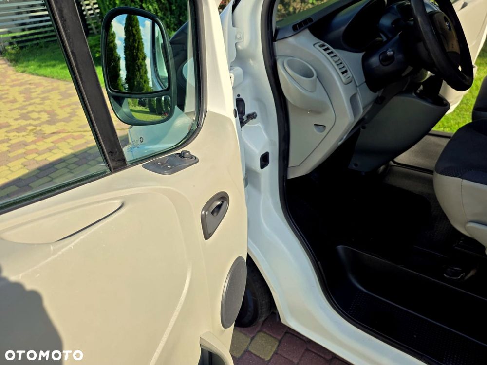 Opel VIVARO - 10