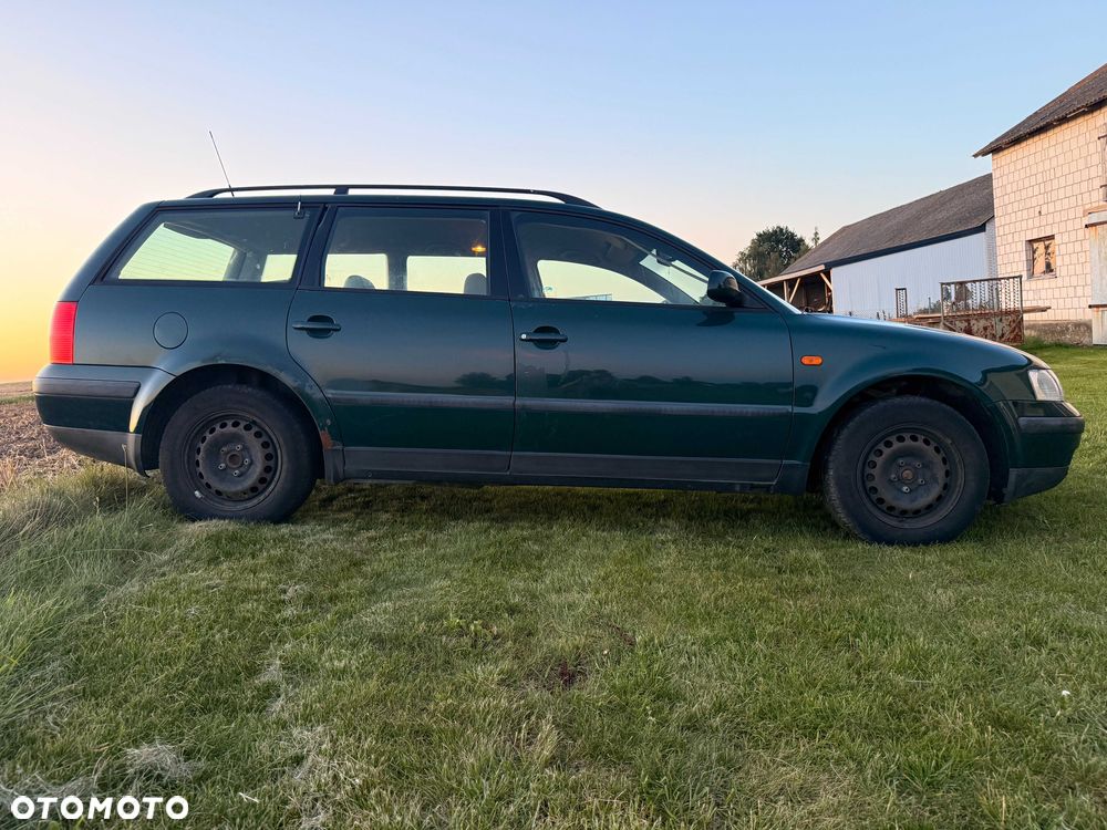 Volkswagen Passat Variant - 4