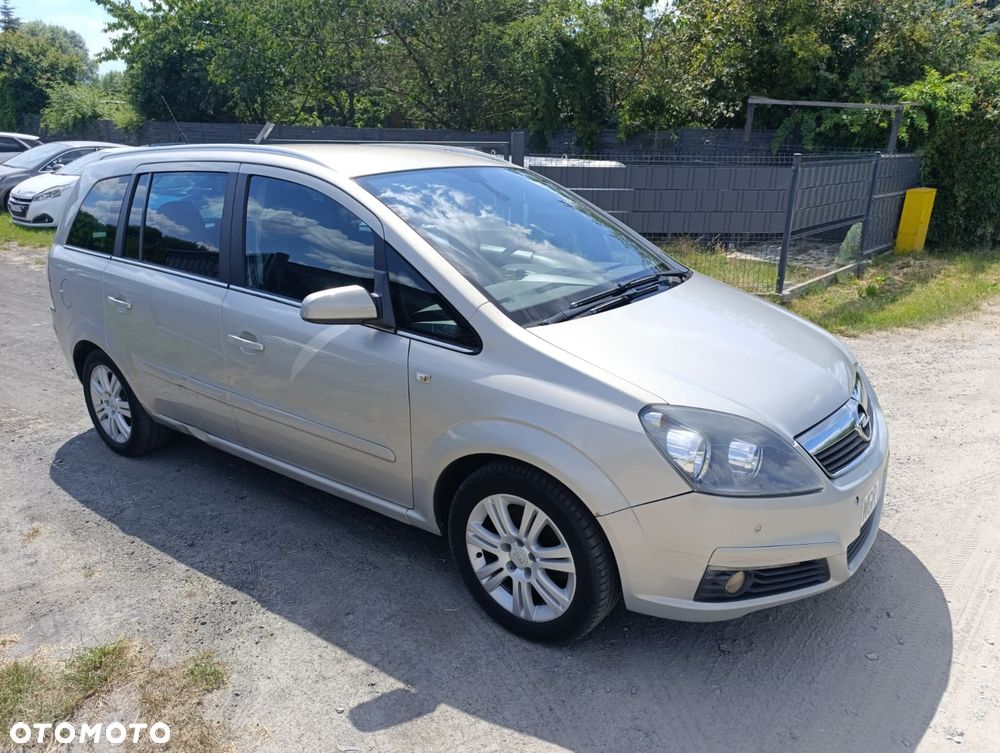Opel Zafira 1.9 CDTI Elegance - 3