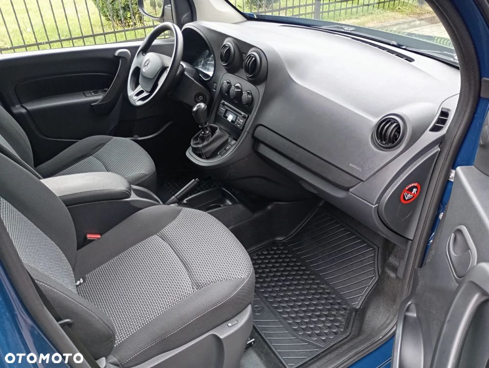 Mercedes-Benz CITAN - 9