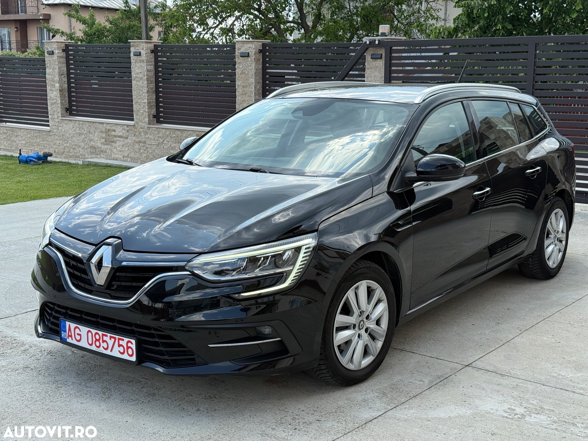 Renault Megane - 2