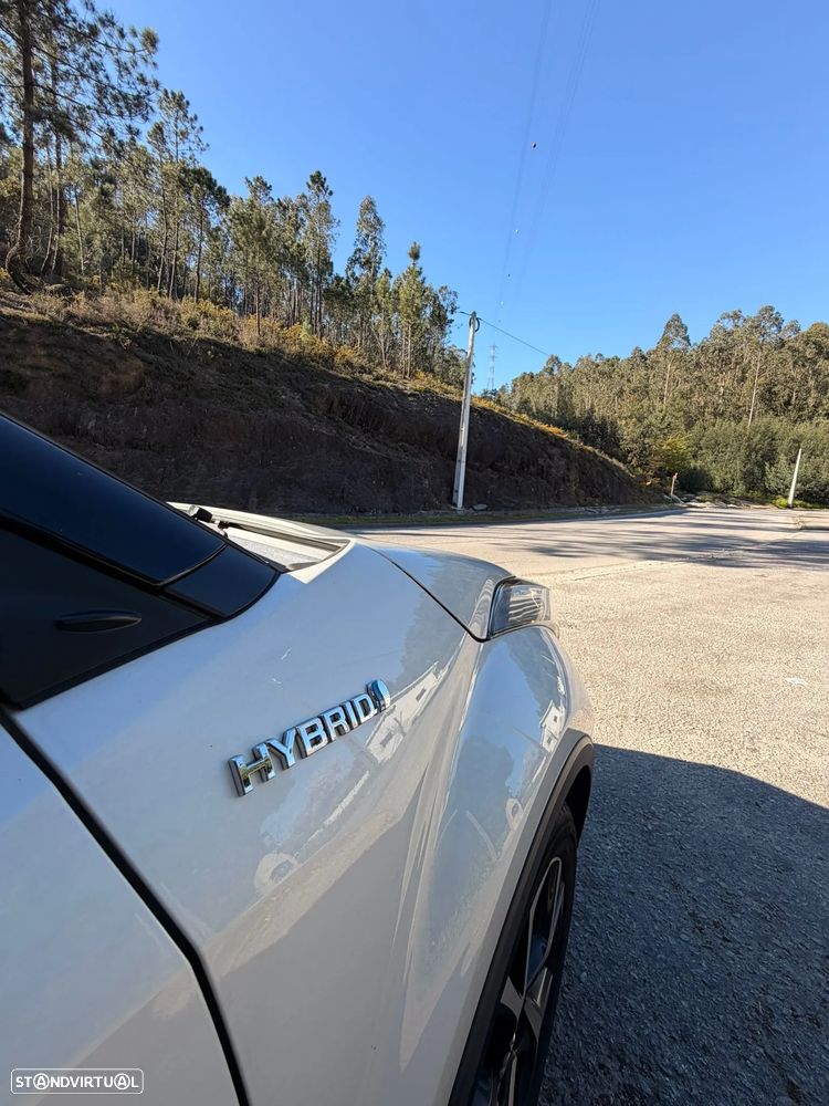 Toyota C-HR 1.8 HSD Exclusive+P.Luxury - 4