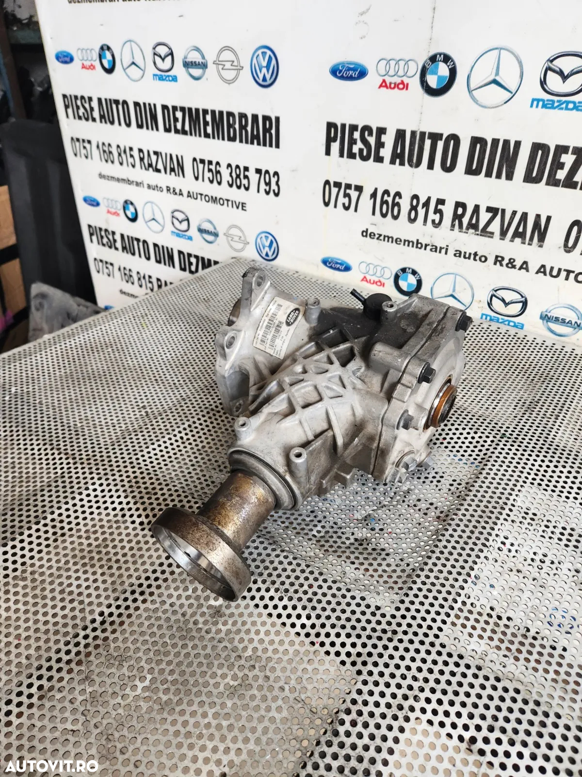 Grup Diferential Cutie Transfer Land Rover Range Rover Evoque Discovery Sport Jaguar E/F Pace 2.0 D An 2013-2014-2015-2016-2017-2018-2019 Dezmembrez Range Rover Evoque Facelift An 2015-2016-2017-2018-2019 2.0 D Automat 4x4 Volan Stanga - Dezmembrari Arad - 3