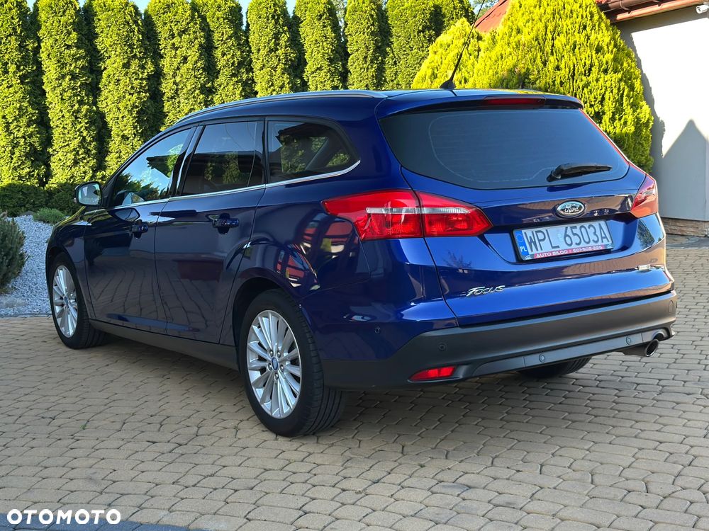Ford Focus SW 1.5 EcoBoost S&S Sport - 10
