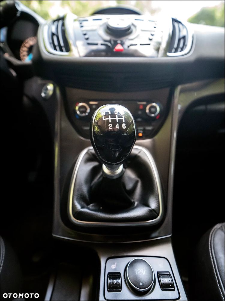 Ford Kuga - 22