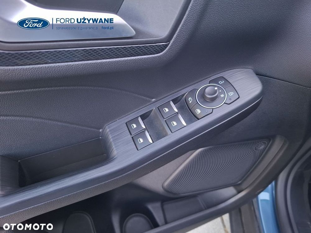 Ford Kuga - 25