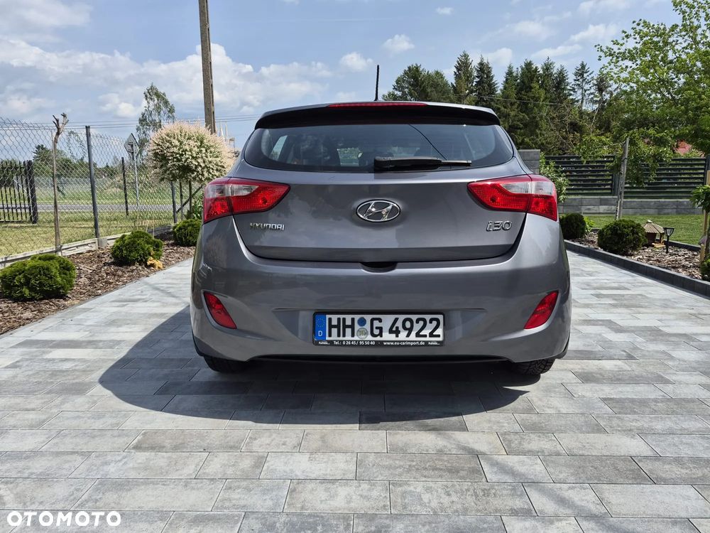 Hyundai i30 1.6 CRDI Trend - 12