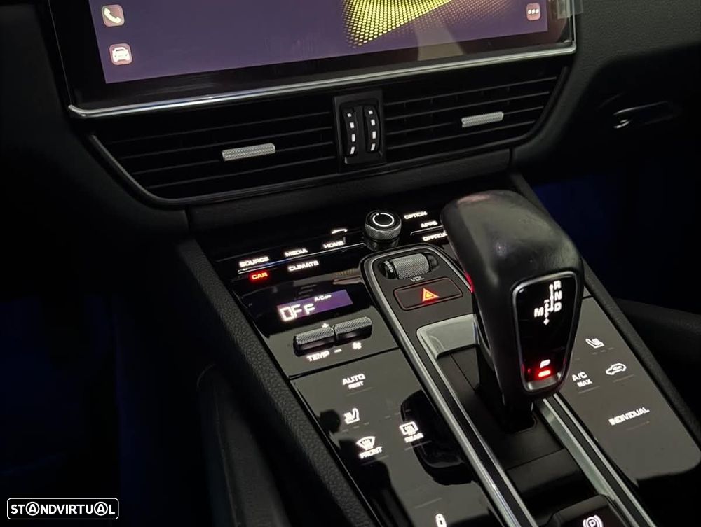 Porsche Cayenne Coupé - 12