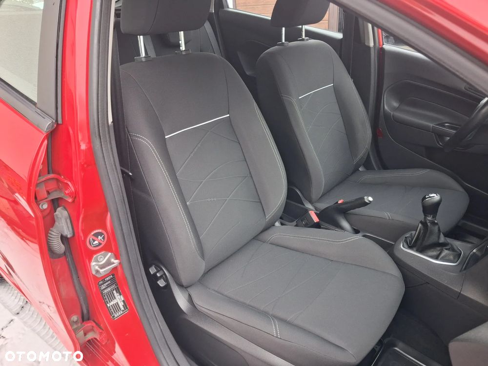 Ford Fiesta 1.25 Celebration - 23