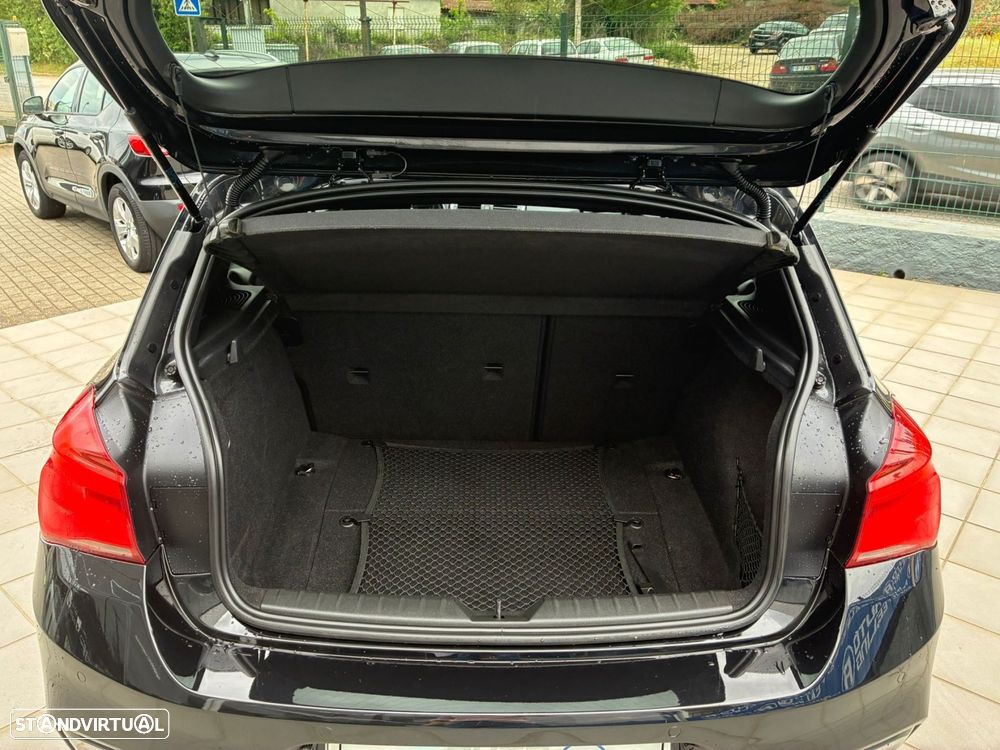 BMW 116 d Pack M - 34