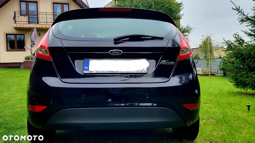 Ford Fiesta 1.25 Titanium EU5 - 19