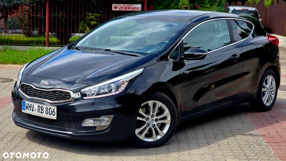 Kia Ceed 1.6 CRDi 115 Dream-Team Edition - 21