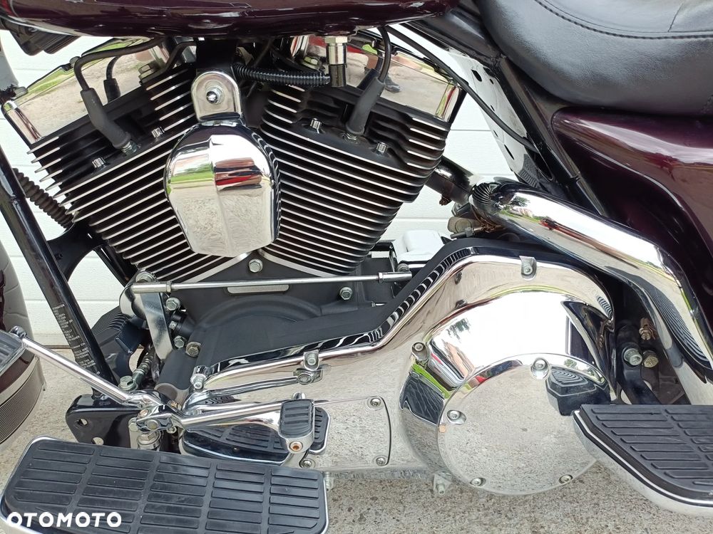 Harley-Davidson Electra - 19
