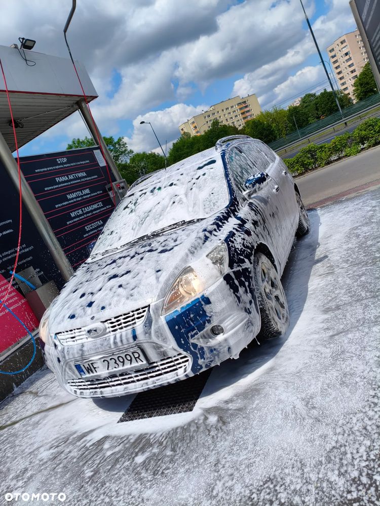 Ford Focus - 1
