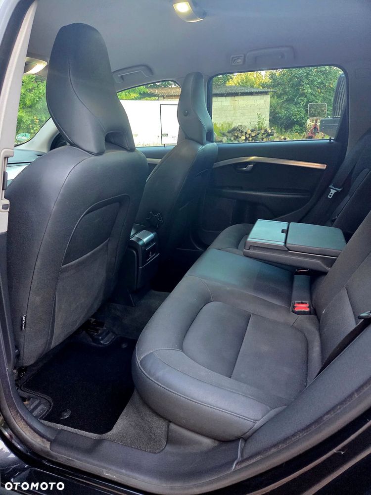 Volvo V70 D4 Momentum - 16