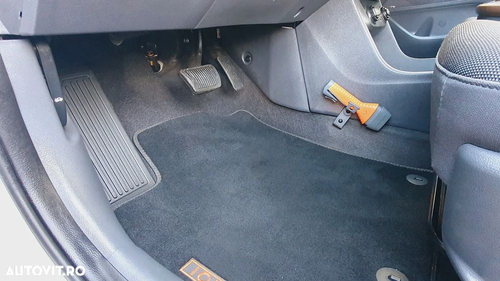 Hyundai IONIQ 120CP Exclusive - 17