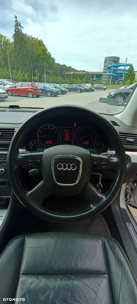 Audi A4 Avant 1.8 T - 4