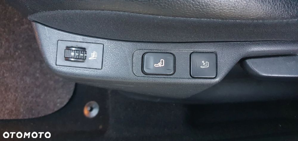 Citroën C4 2.0 HDi Exclusive - 16