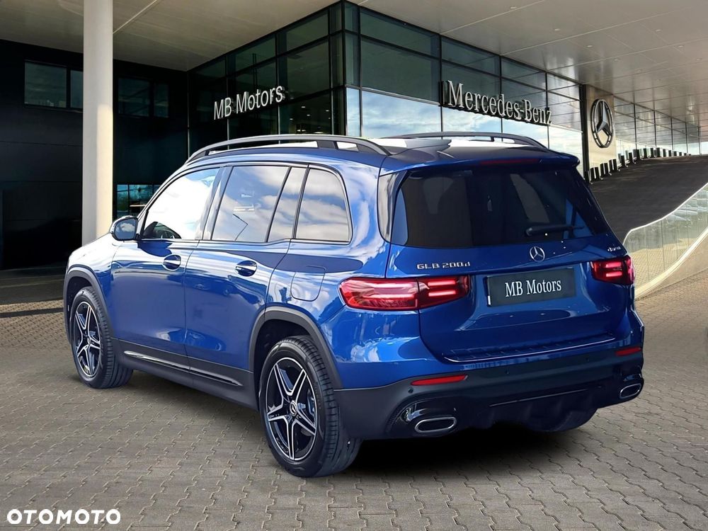 Mercedes-Benz GLB - 7