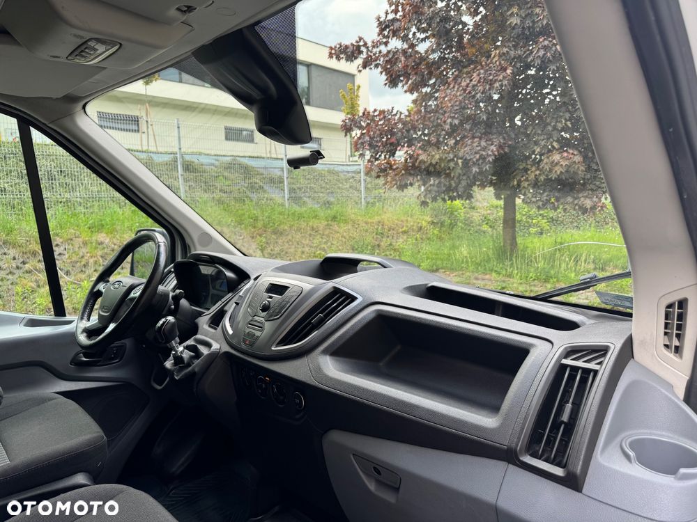 Ford Transit - 8