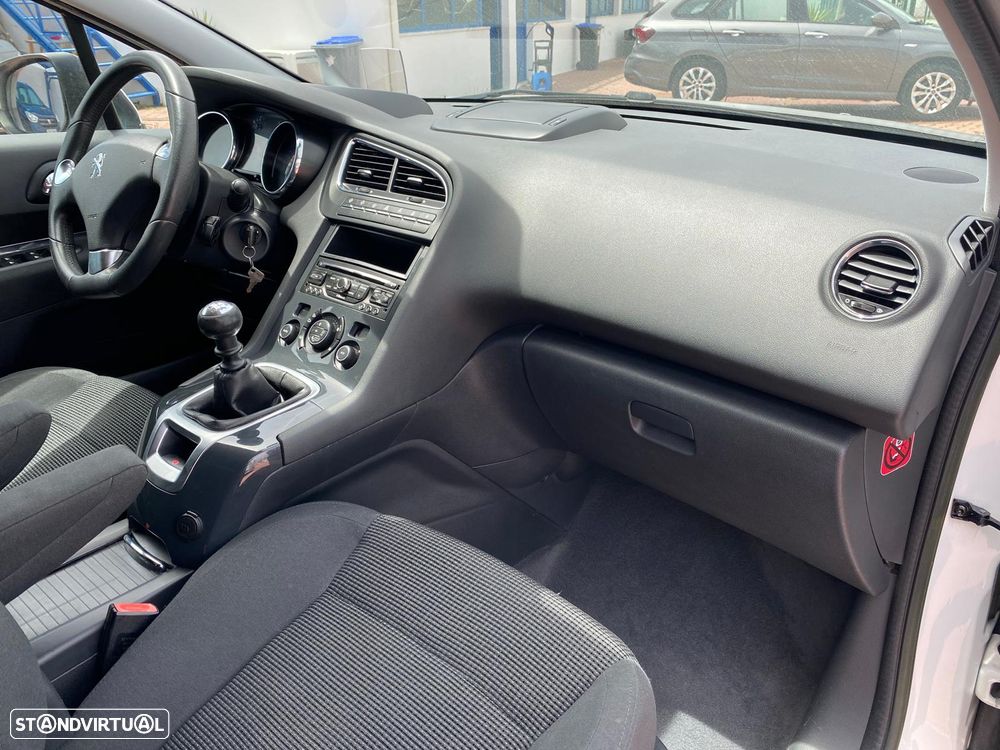 Peugeot 5008 1.6 HDi Allure - 11