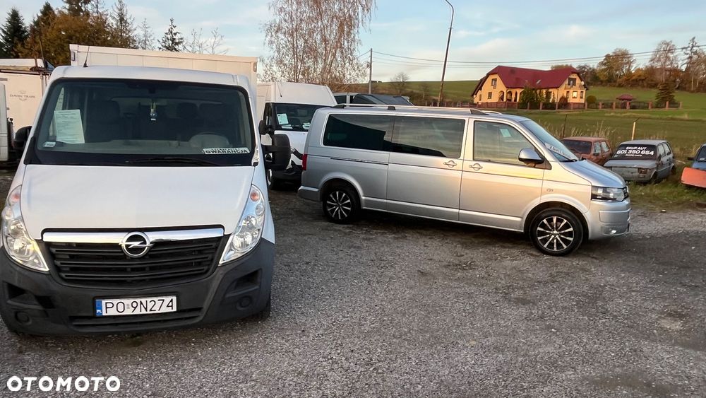 Volkswagen Caravelle - 36