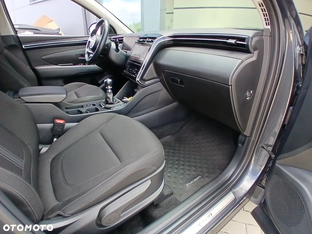 Hyundai Tucson 1.6 T-GDi Executive 2WD - 25