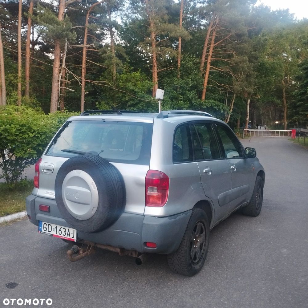 Toyota RAV4 2.0 D-4D 4x4 - 14