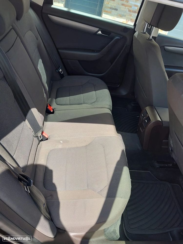 VW Passat Variant 2.0 TDI 4M Highline - 7