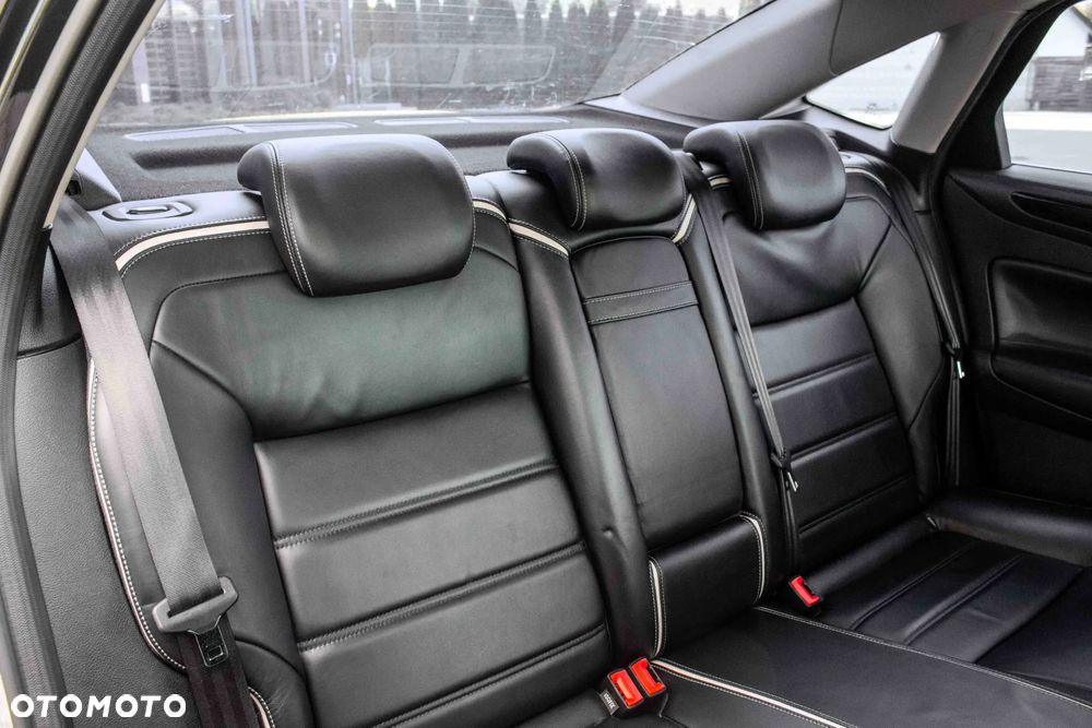 Ford Mondeo 1.6 T Titanium LXS - 28