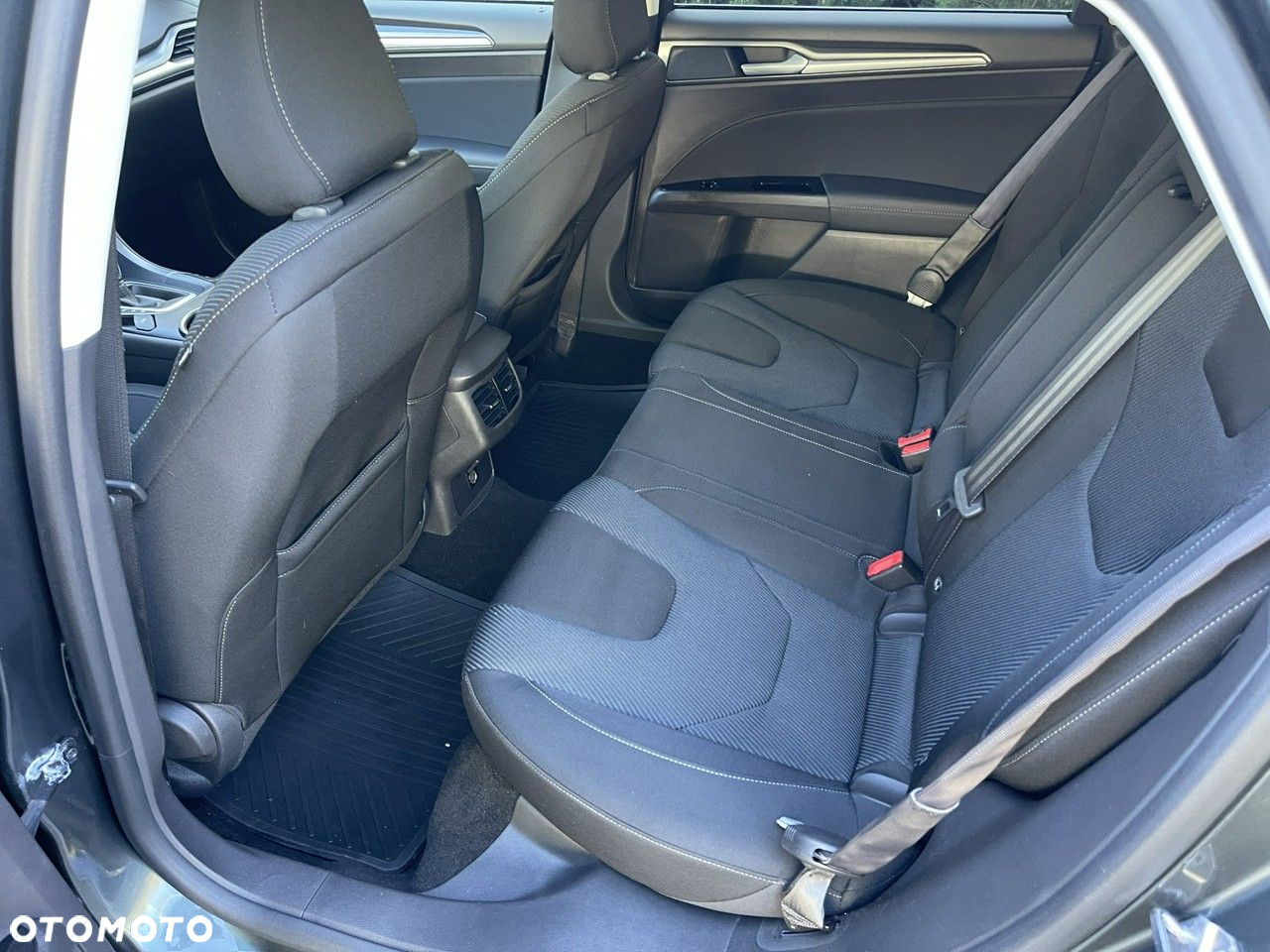 Ford Mondeo - 26