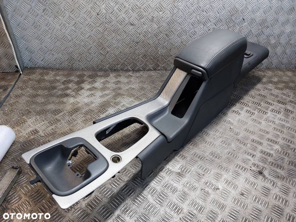 TUNEL ŚRODKOWY PODŁOKIETNIK VOLVO C70 I 8676603 9192277 9158965 - 1