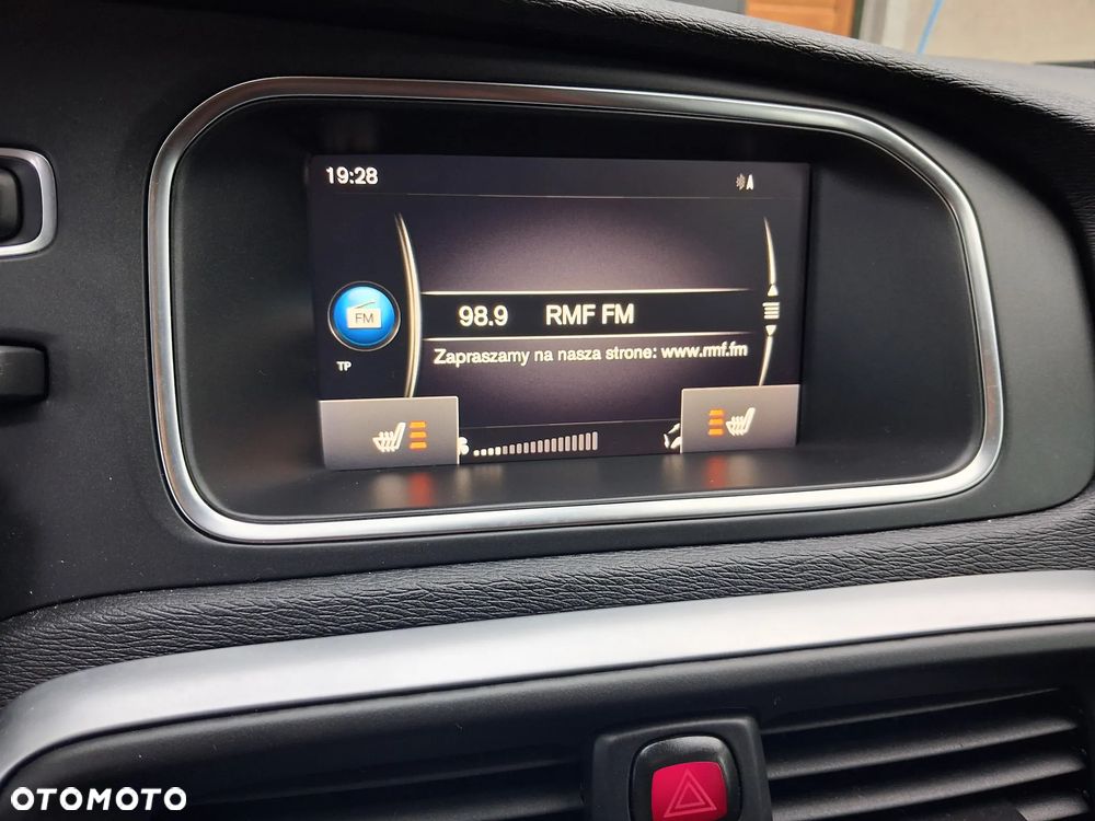 Volvo V40 D3 Drive-E Momentum - 14